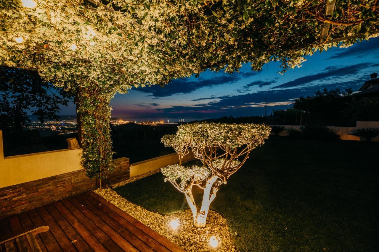 Villa Sunset Pool & Spa Apartments Згорнье-Шкофье Экстерьер фото